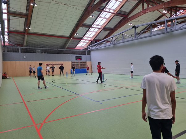 Cricket School Clinics in Vienna